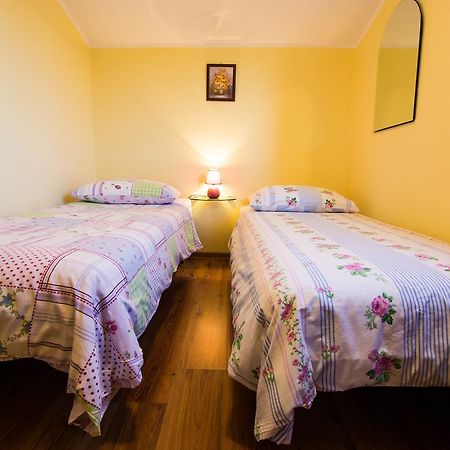 Apartments Angela 1711 Rakalj Luaran gambar