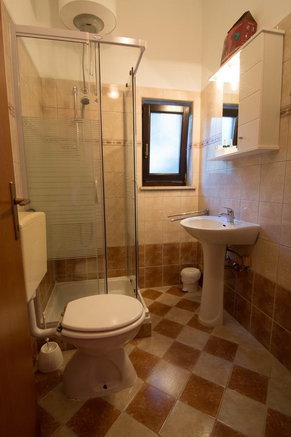 Apartments Angela 1711 Rakalj Luaran gambar